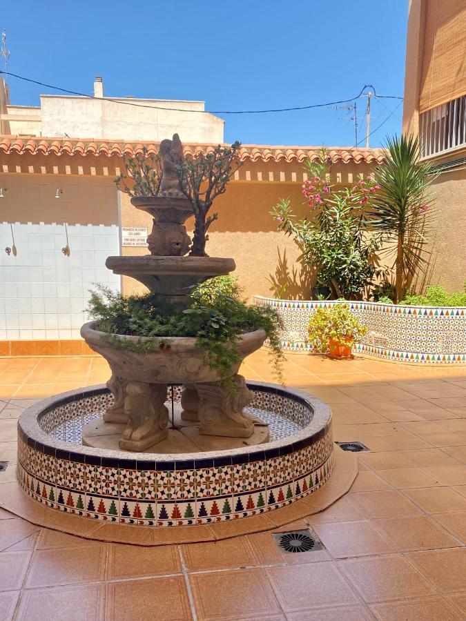 White Studio Torrevieja Eksteriør bilde